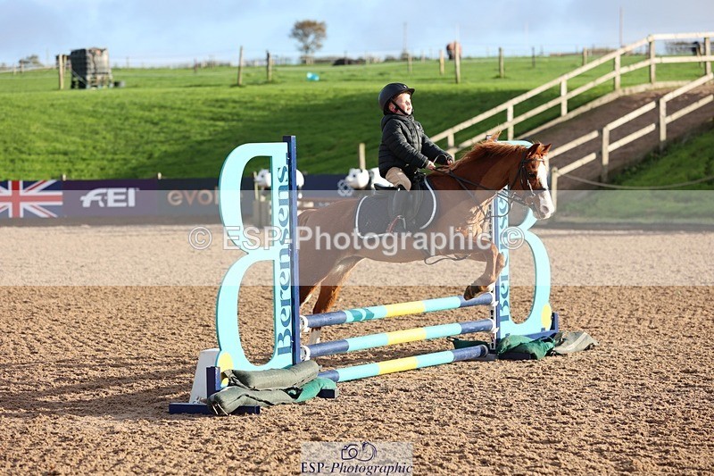 251025-093235-00718 - Cls 20 Clear Round 50cm