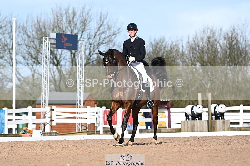 240218A-114111-06428 - 167-Mark.Forrest-Fidel.Von.Singng