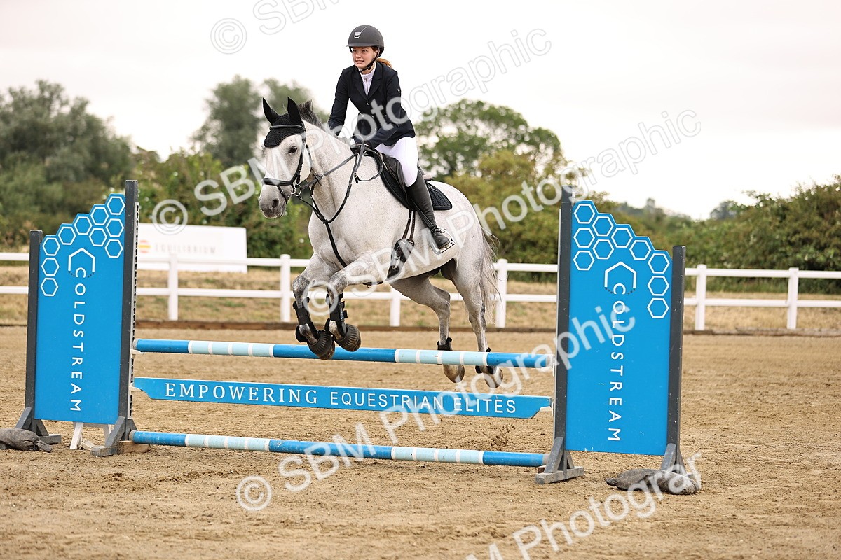 SBM_024316 - Class 8 - Clear Round