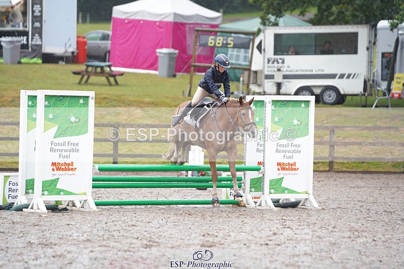 240824X-084418-20388 - 70cm Round 1 8.30 to 9.30