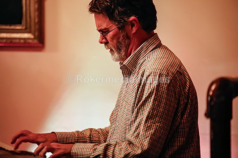  - TOM & SIMON GARDNER PLAY BROTHERS CANDOLI