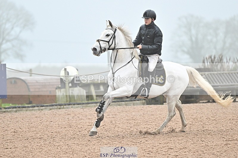 241103A-111529-06953 - SUN Cls 18 British Novice and 90cm Open