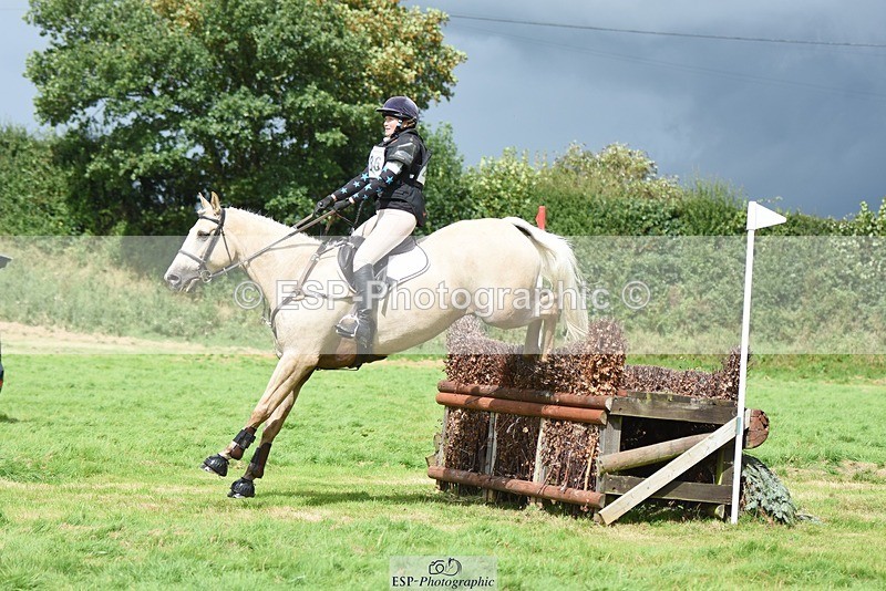 230820X-144016-4324 - BE100 XC 14.00 to 15.00 End