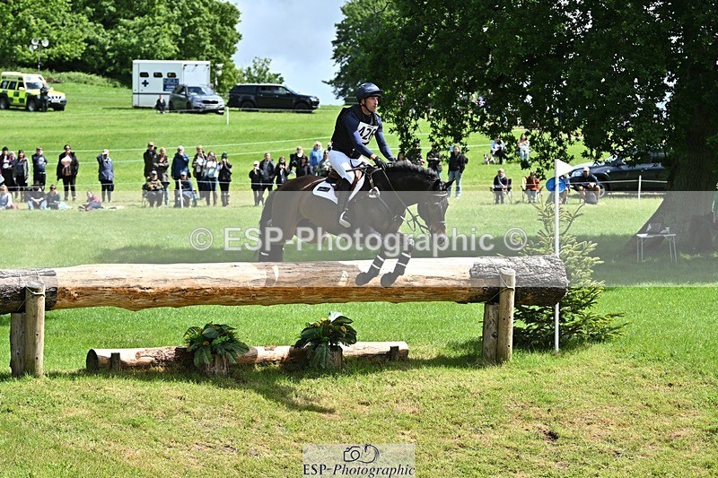 240526-114119-20631 - 426-VISCOUNT_VIKTOR-Tim_Price