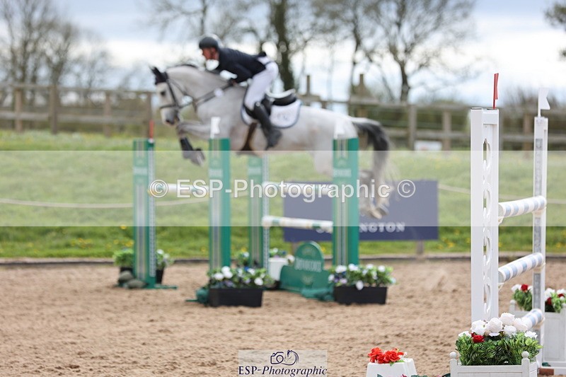 240419A-103639-06124 - Cls 2, 2 Star Small Tour 1.30m