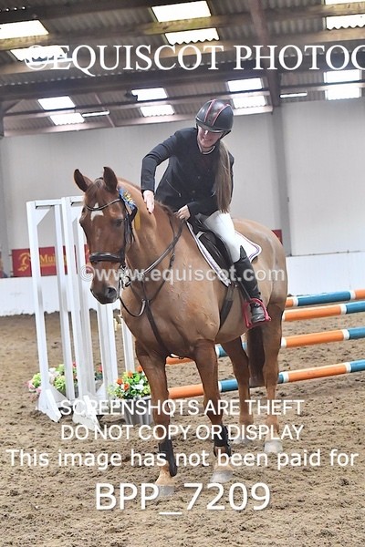 BPP_7209 - CLASS 4 Senior BritiNovice/ 90cm Open