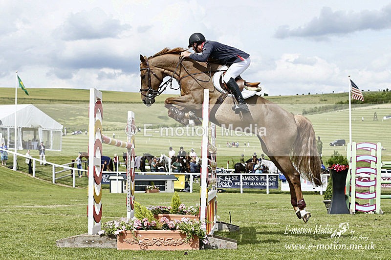 _LES3060a - Equestrian