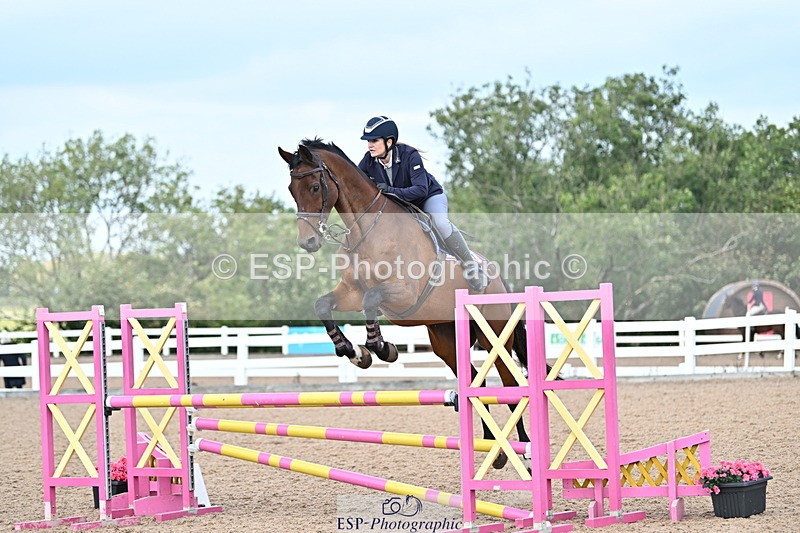 241004A-124710-02073 - Fri 09 95cm Amateur Quals