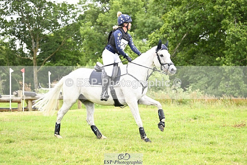 240630-153708-02731 - 709-Anna_Hoskins-Stardust