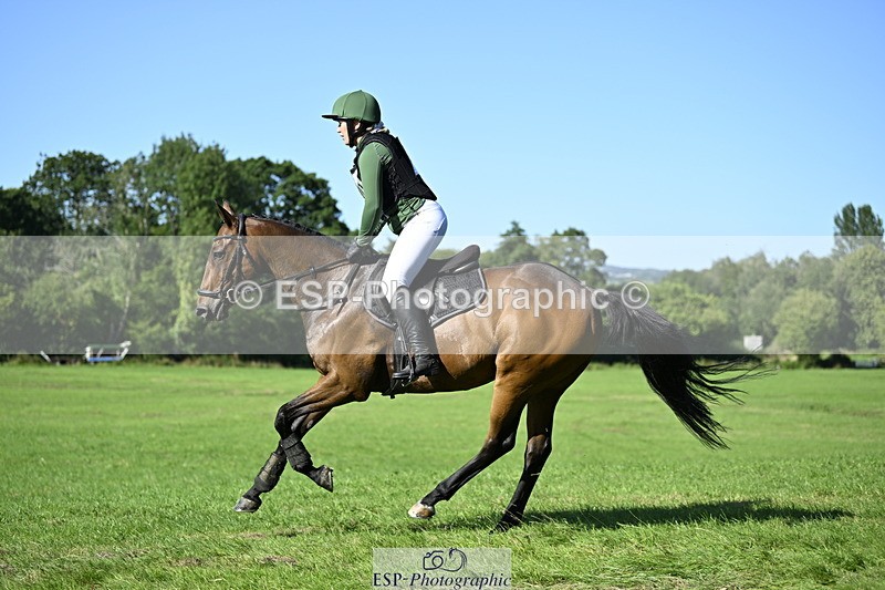 240811A-170409-06721 - 410-