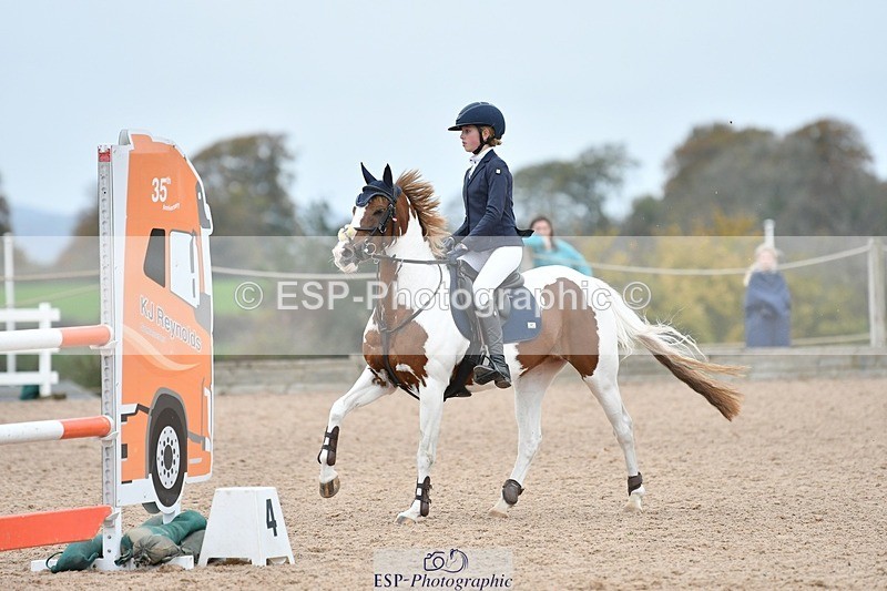 251026-143442-03340 - Cls 29-32 All 128cm 138cm Classes