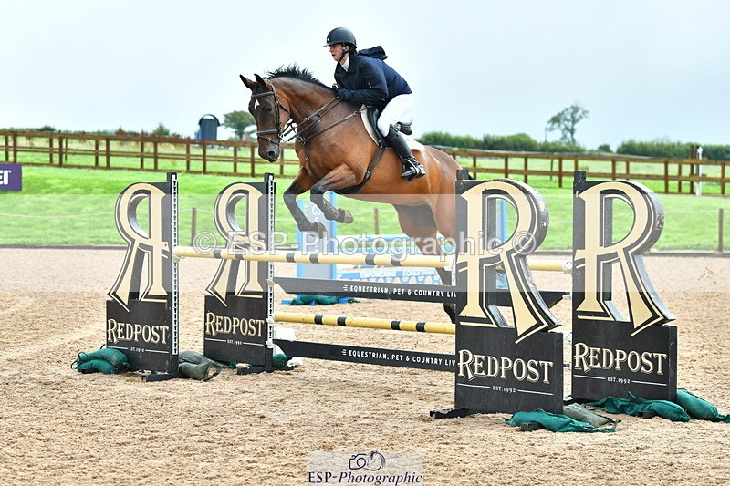 230805A-105852-00250 - Cls 2 Snr Newcomers & 1.10m Open