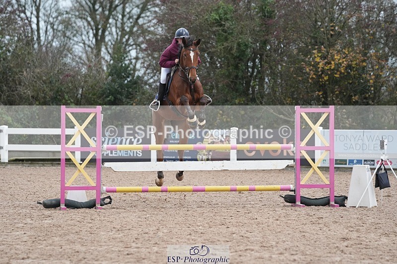 251109-112637-03552 - Cls 20 Newcomers and 1.10m Open