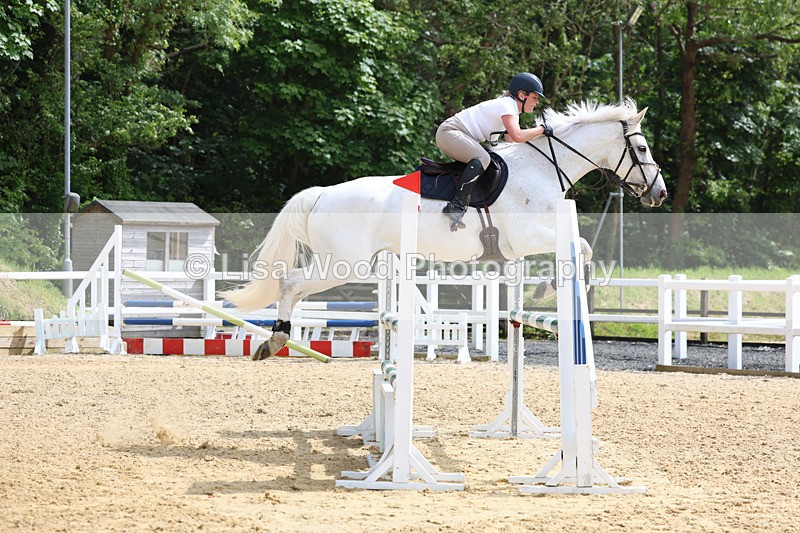 3E7A1017 - Class 13: Senior Newcomers/1.10m open