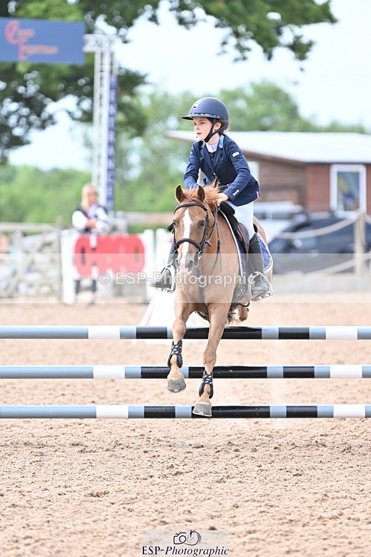 240628A-160925-01373 - Cls 5 Stepping Stones 128cm + 138cm