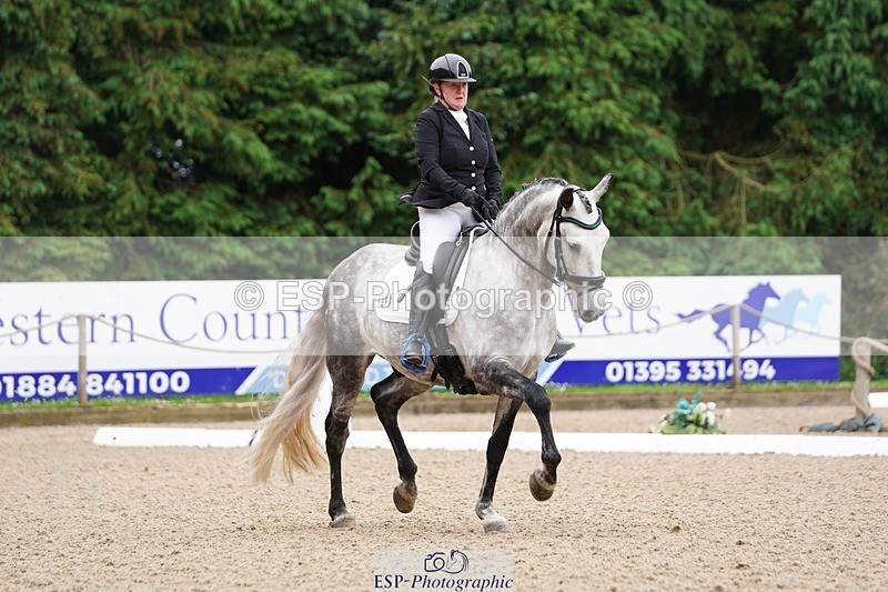 240721-100144-07386 - 150-Karen_Jones-Esplendido_UJ