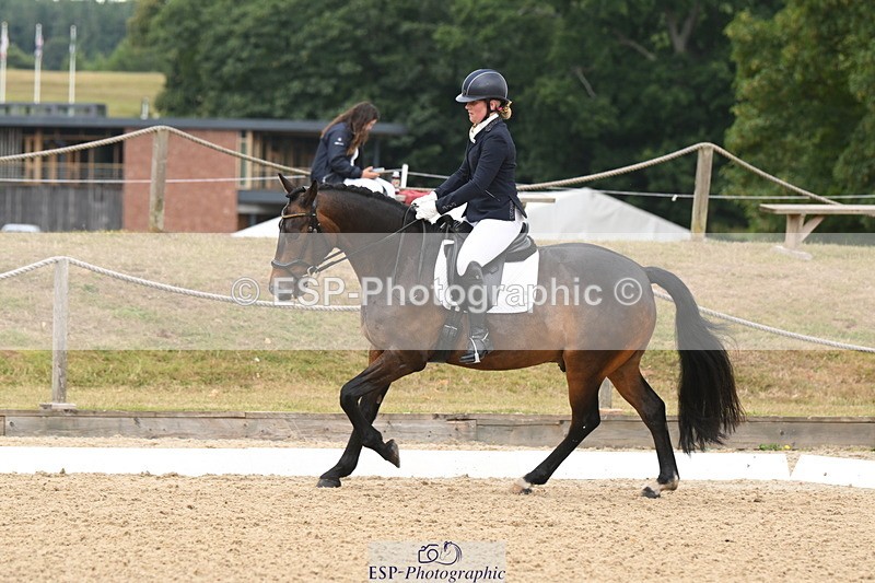 250720A-121541-10202 - 098-Becky.Littleton-Optical.Illusion