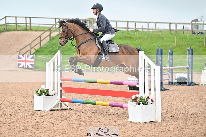 240505A-113010-04882 - Cls 3  Pony Discovery & 90cm Open