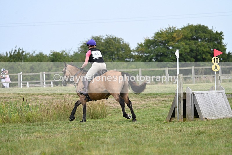 WJ7_8217 - 80cm XC Time 15:26 to 15:43