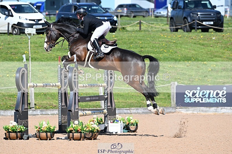 260423-141206-06526 - Cls 9, 2 Star Big Tour - Start to Break