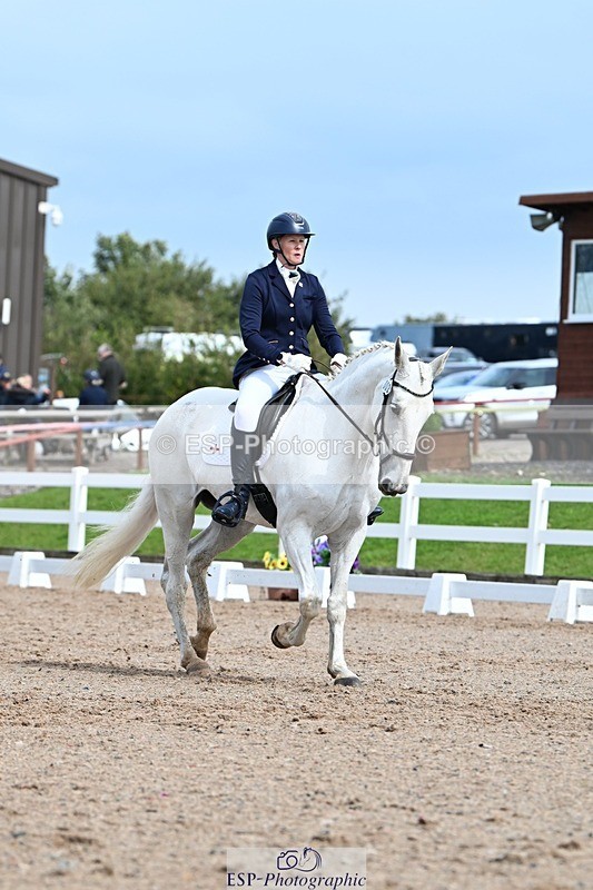 250907-131221-10009 - 071-Emma.ChapmanRoyal.Achiever