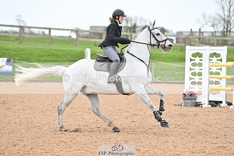 240405A-151226-02229 - Cls 6 National 1.40m Open