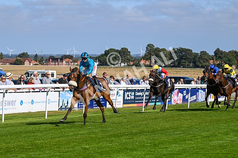 180924-Race 1-Tees George-3706 - Race 1