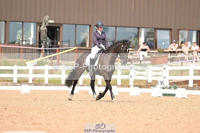 250816-150229-06080 - 027-Samantha.PringTongwynlais.Moon.Dancer