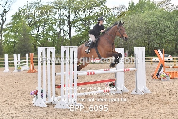 BPP_6095 - CLASS 29 SUN Senior Newcomers/ 1.10m Open