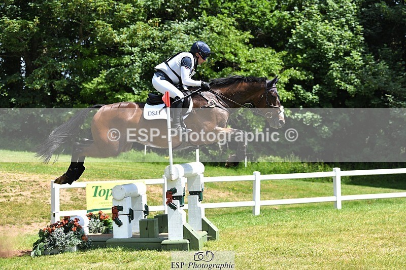 230528-120423-16506 - 419-OUTBACK_II-Laura_Collett-XC