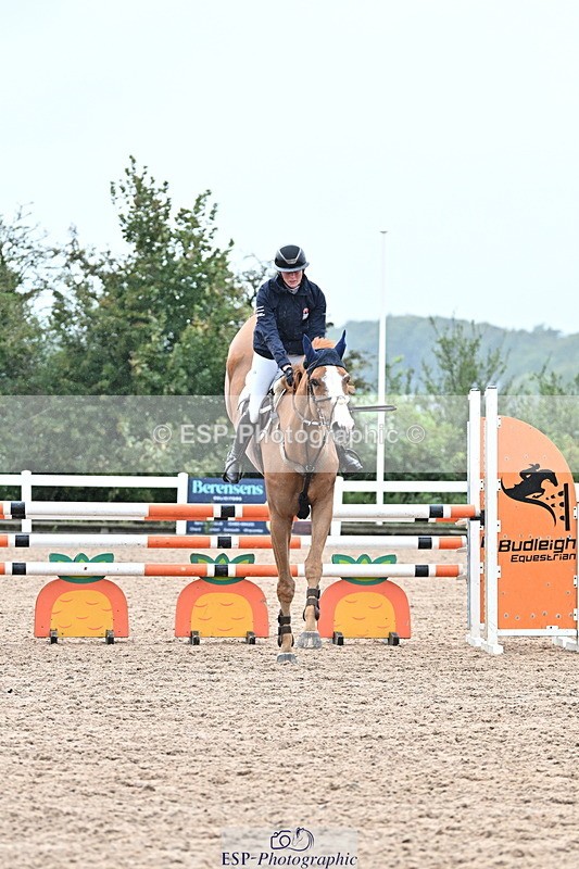 240925A-121716-00433 - Cls 3 Snr 1.05m Open