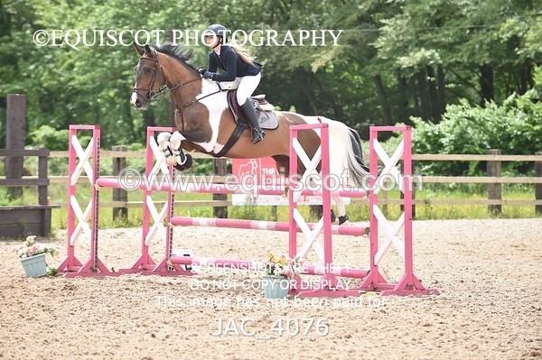 JAC_4076 - CLASS 4 - SAT -Senior Newcomers/ 1.10m Open