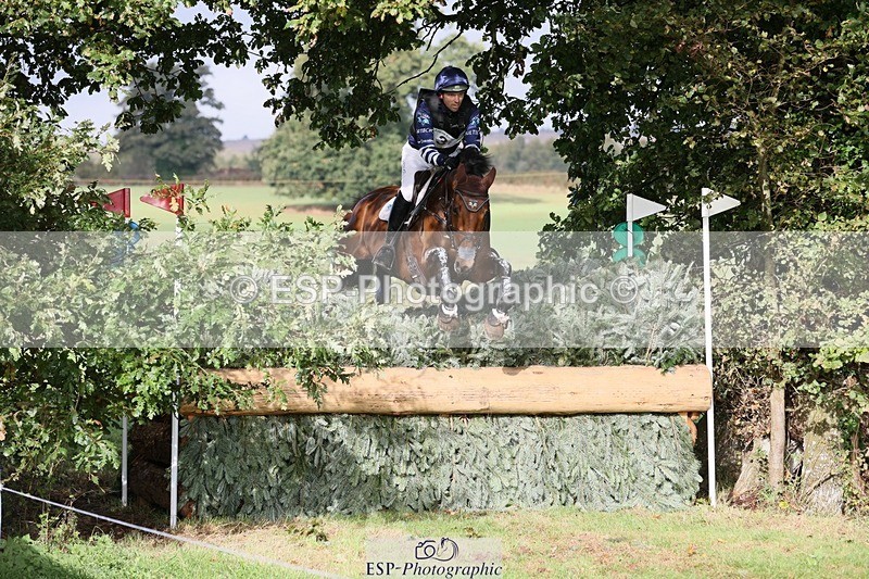 231020-111219-06723 - 036-DIAMANT.CRYSTAL.BLUE-Adam.Trew-XC