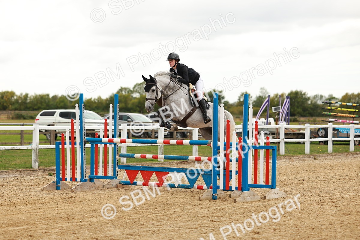 SBM_001519 - Class 4 - Senior Newcomers - 1.10m