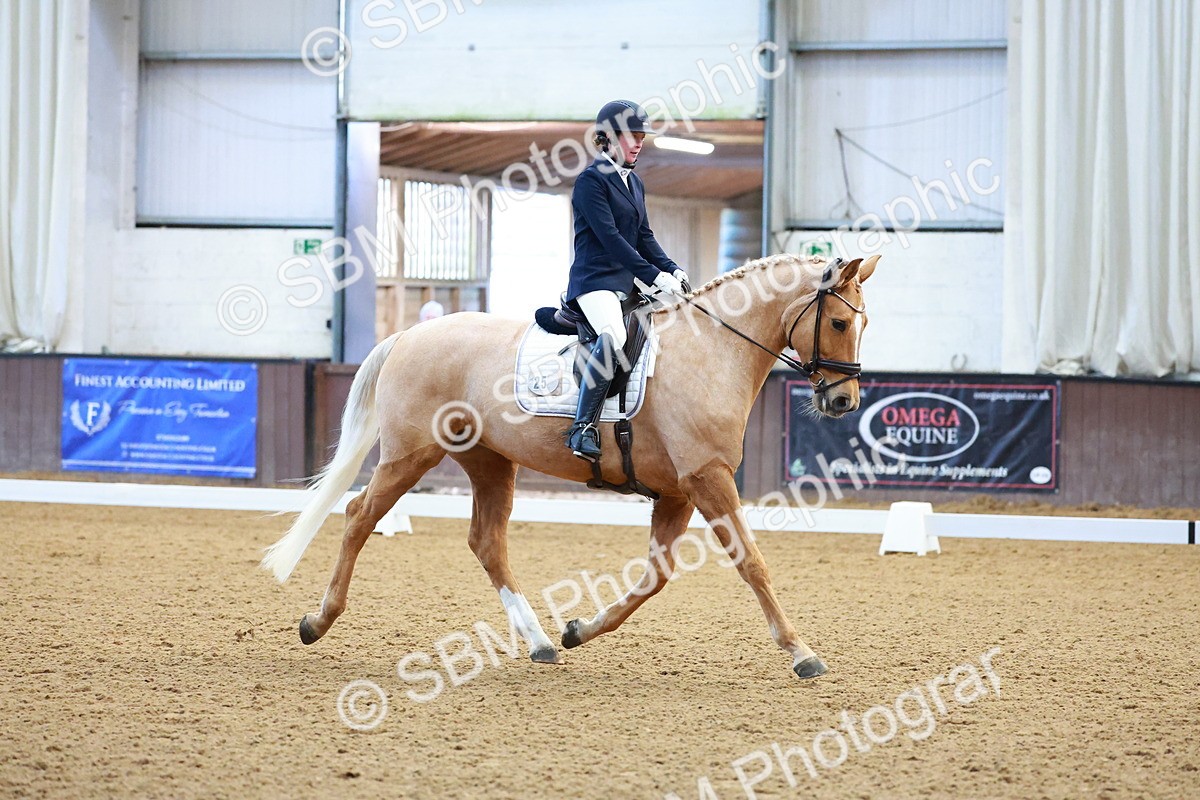 SBM_001150 - Class 18-15-16-22 - Elementary 5 Novice 5-Novice 6