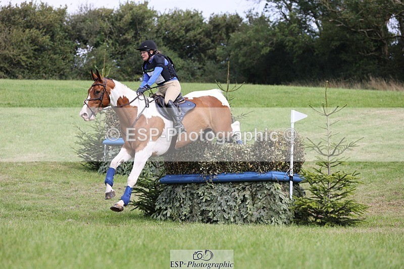 240831A-125318-03016 - 064-Rachel.Brockington-LYNWOOD.CLEAR.CUT