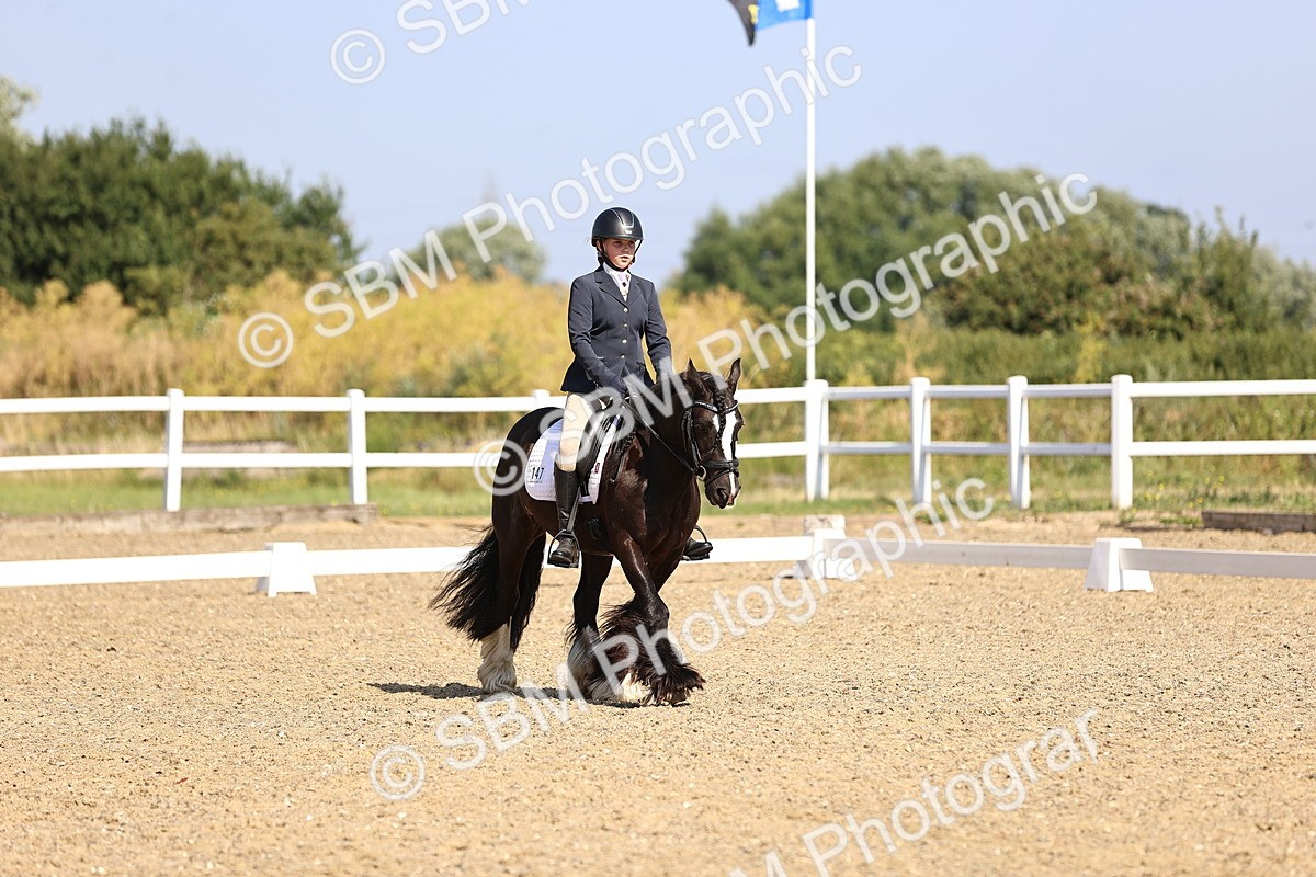 SBM_009193 - Novice 5 - 9.50-10.53