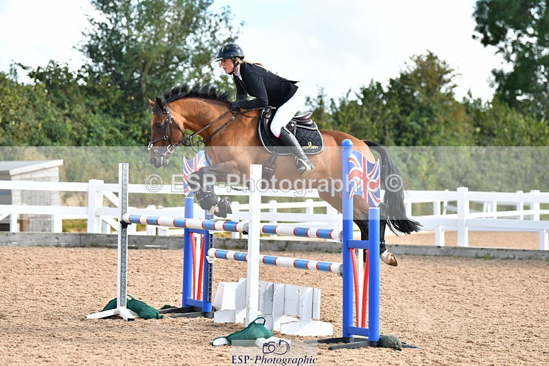 230819A-165646-01239 - Cls 35 1.10m Amateur Qualifier