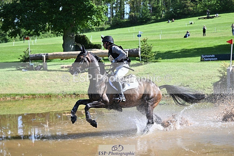 240525-093827-11713 - 303-KILLEENHOUSESTUD_OBOS_16-Tom_D_Crisp