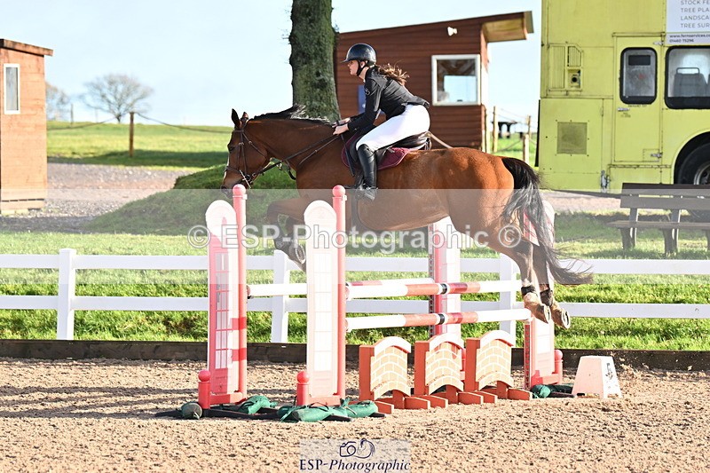 231209A-111608-01597 - Cls 11 Snr 1.05m Open