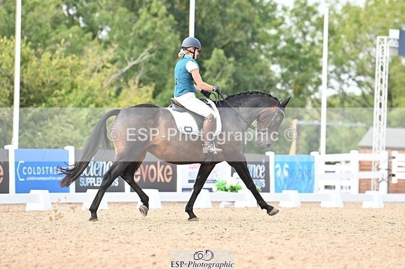 250816-152527-05853 - 036-Georgina.YoungMinuet1v