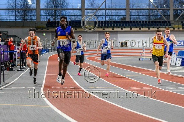 AgeInd25SUN-916120 - Track Male