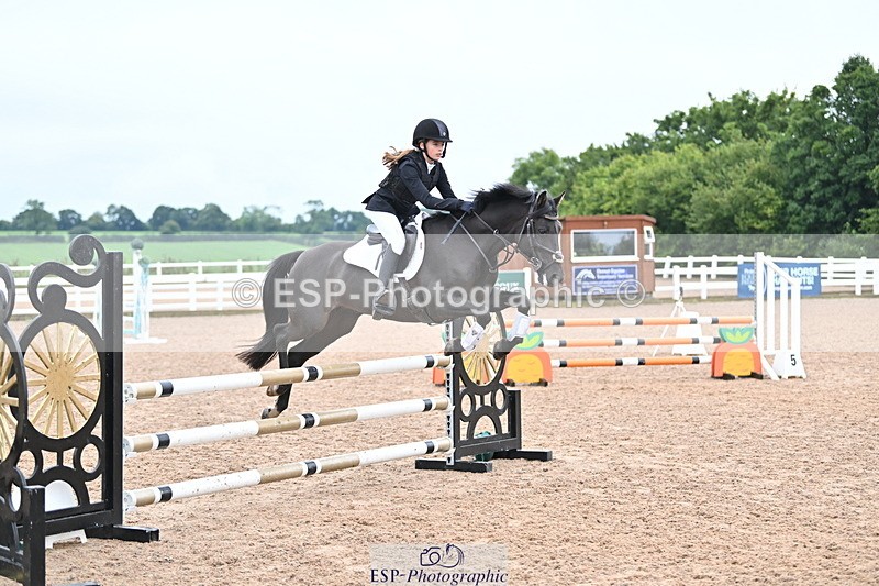 240908A-111023-03257 - Cls 18 A&B Pony Brit Nov & 80 Opern