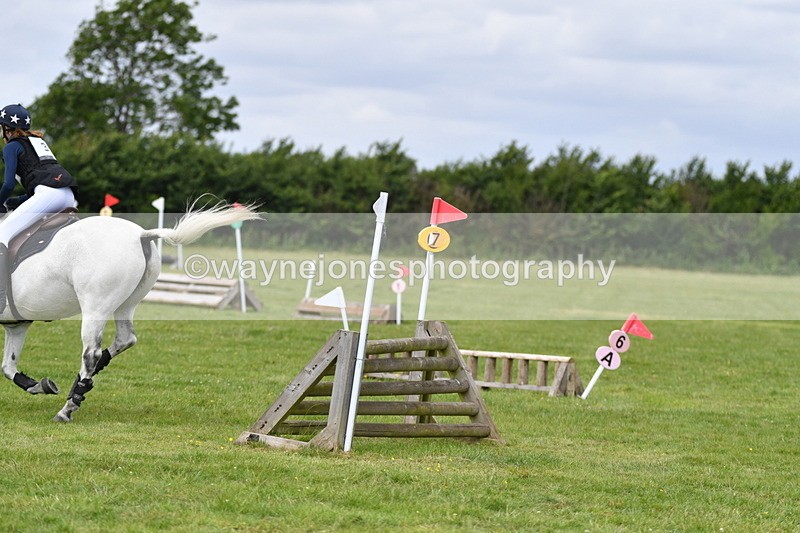 WJ5_3397 - Class 5 80cm Pairs