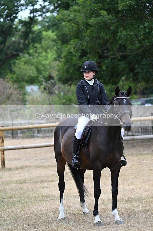 WJ7_1100 - Class 8 Ridden Veterans