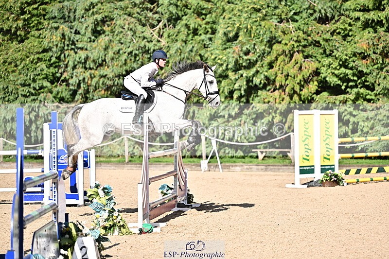 260906A-160549-04565 - Cls 24 Snr Foxhunter