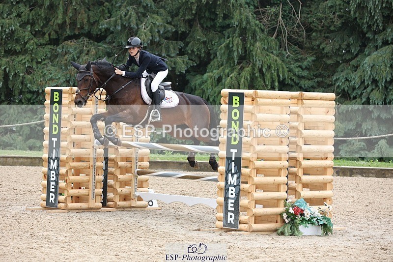 230618-100204-09899 - Cls 19 Pony Intro 1m