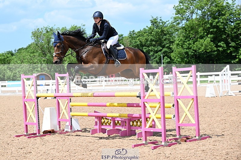 240605A-142621-00734 - Cls 4 Newcomers and 1.10m Open