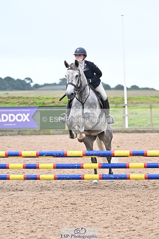 240813-182613-00658 - Classes 5 A&B & 6 80cm