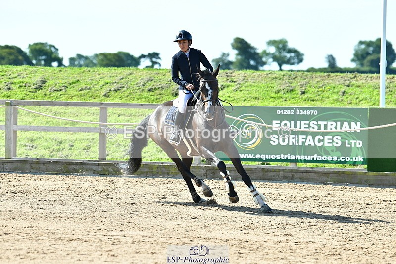 230720A-093804-01767 - Cls 1, 2 Star Small 1.30m